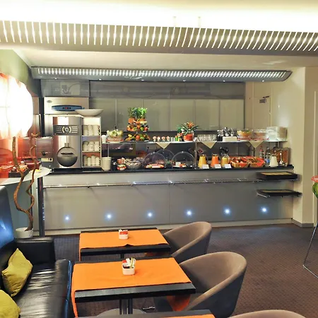 Design F6 Hotel